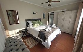Coral Cottage